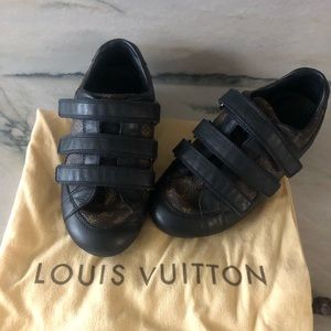 louis vuitton baby shoes